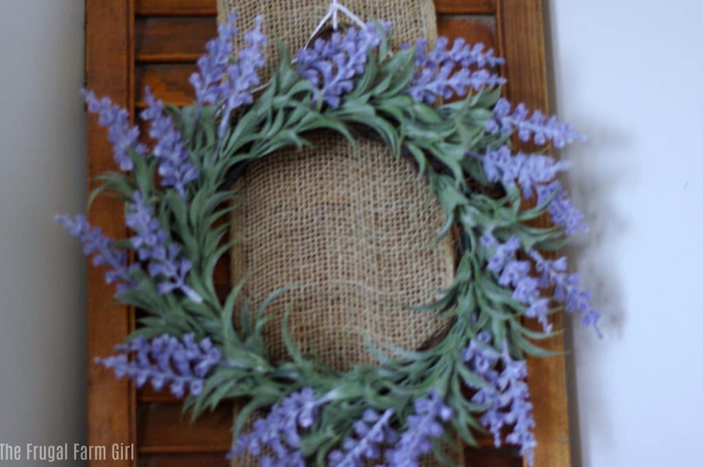 Easter Decoration Ideas for a Mantel