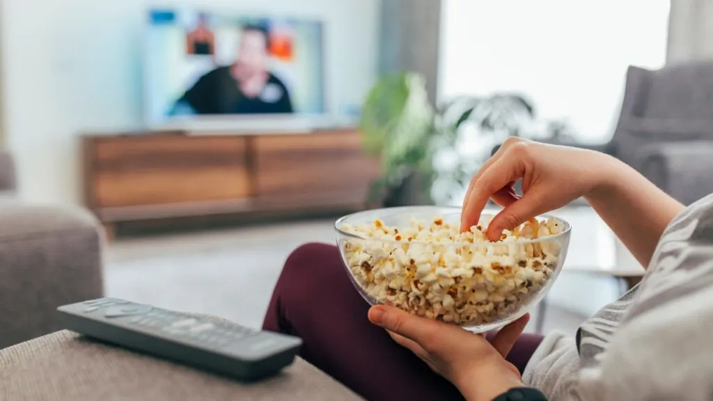 How to Stop Paying a Crazy High Cable Bill 3 cutting the cable bill to pay off debt