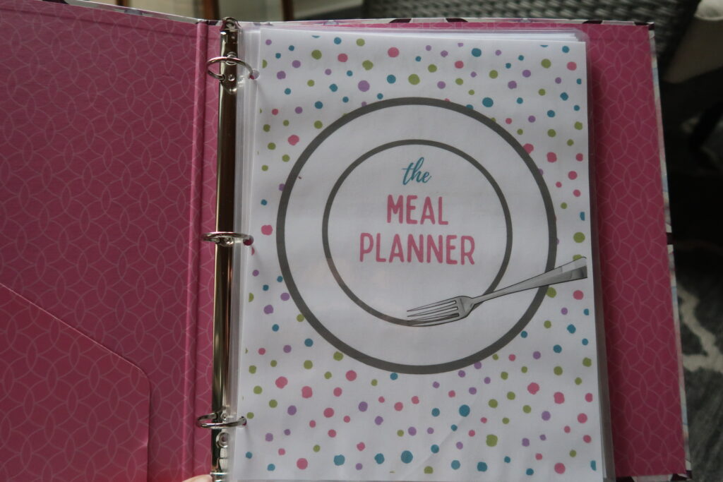 how to create a meal planning binder