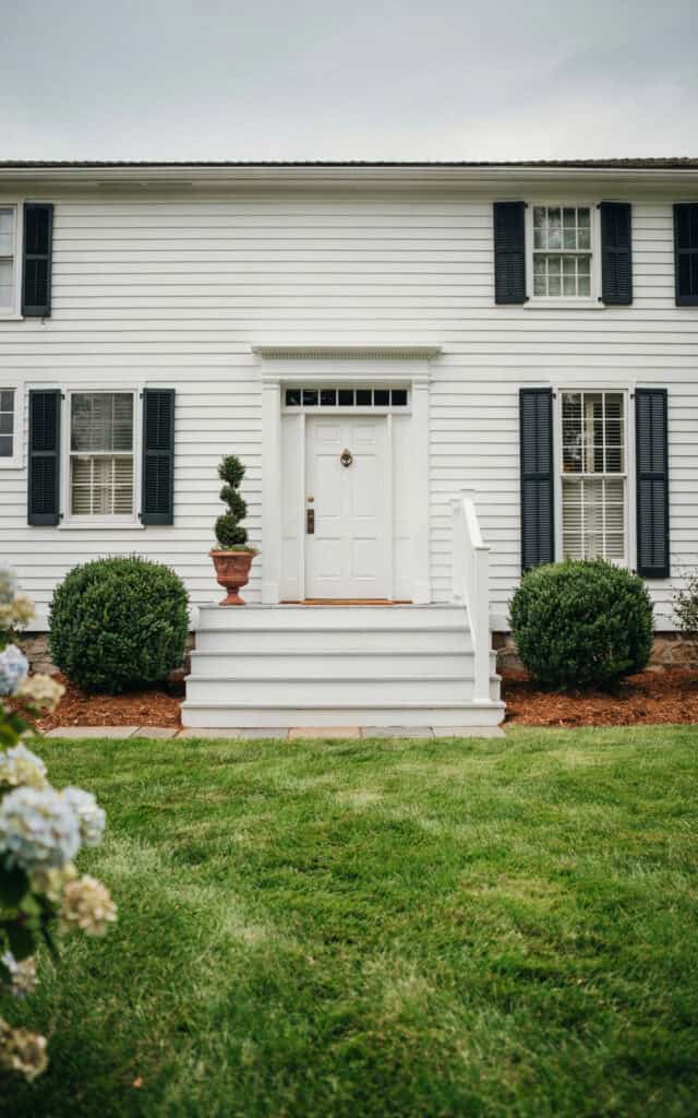 15 Low Maintenance Shrubs That Look Amazing All Year 8 15 Low Maintenance Shrubs That Look Amazing All Year