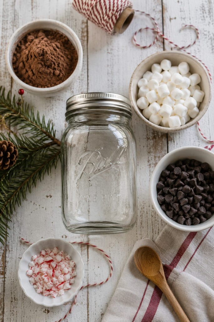 15 Hot Chocolate & Drink Mix Jars for Christmas (Easy Mason Jar Gifts) 1 15 Hot Chocolate & Drink Mix Jars for Christmas (Easy Mason Jar Gifts)