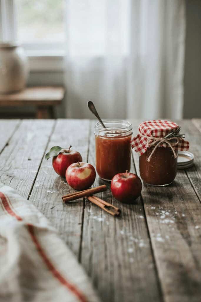 Homemade Food Gifts: 6 Easy Edible Christmas Gifts (With Recipes!) 1 Homemade Food Gifts: 6 Easy Edible Christmas Gifts (With Recipes!)