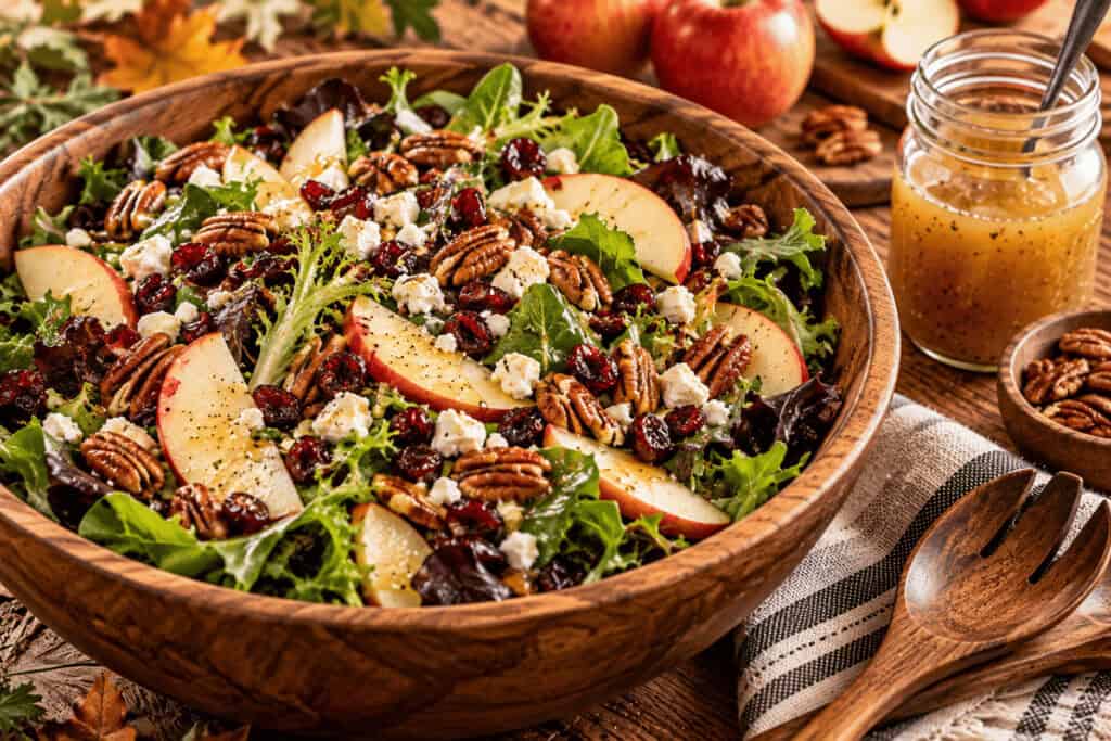Easy Thanksgiving Side Dishes That Feed a Crowd on a Budget 14 Easy Thanksgiving Side Dishes That Feed a Crowd on a Budget